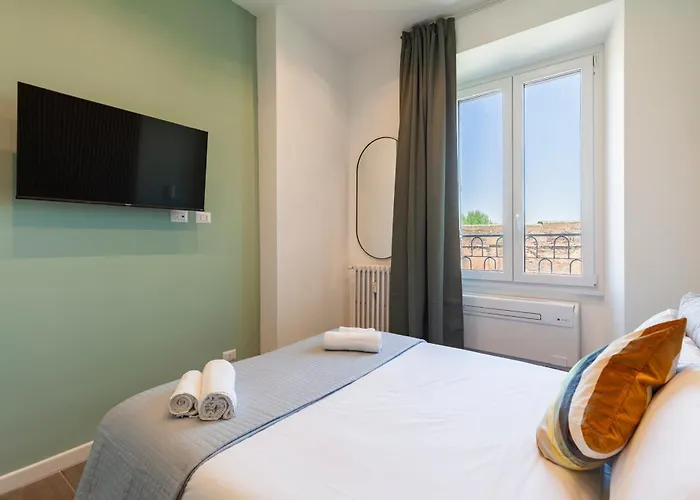 Hostly-colorhome Midtown