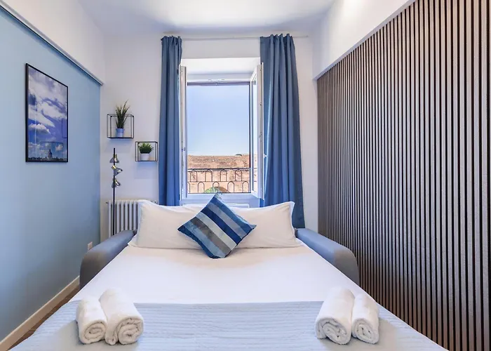 Hostly-colorhome Midtown Рим
