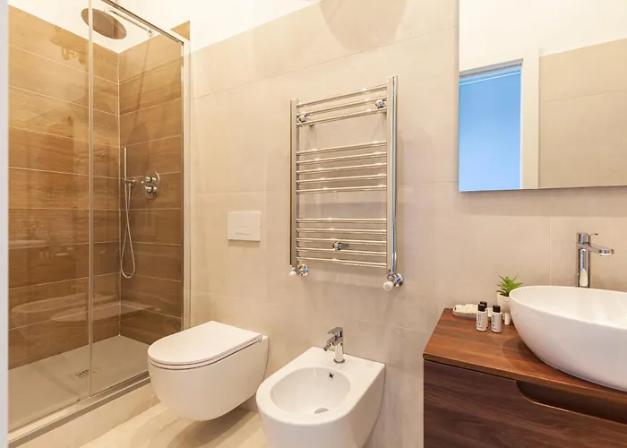 Hostly-colorhome Midtown * Рим